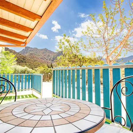 S'omu E Chicchinu Lodge *